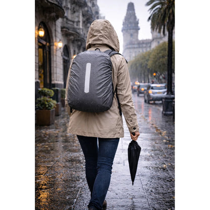 Funda Protectora Impermeable Para Mochila 55lts Reflectante Gris Liso