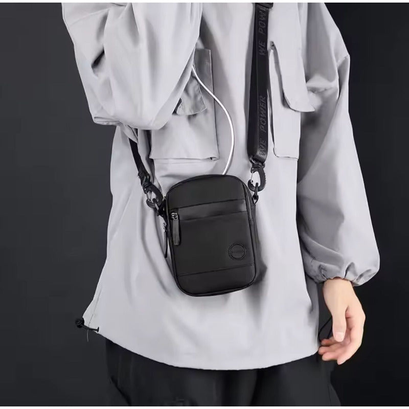 Morral Bandolera Bolso Unisex Impermeable Moda Hombre Mujer Negro Lisa