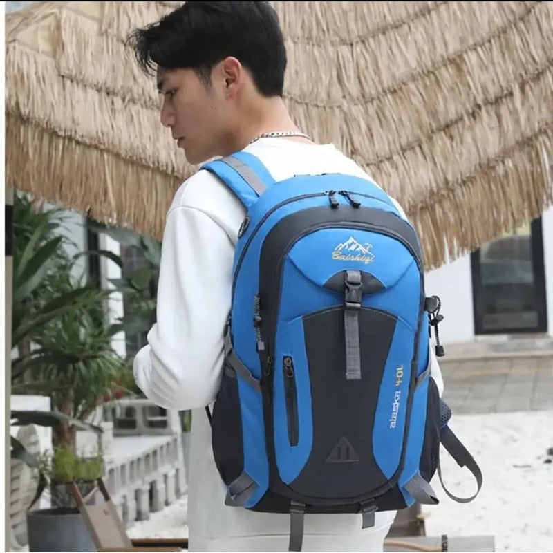 Mochila Deportiva Impermeable Reforzada Camping Trekking 40l Rojo Liso