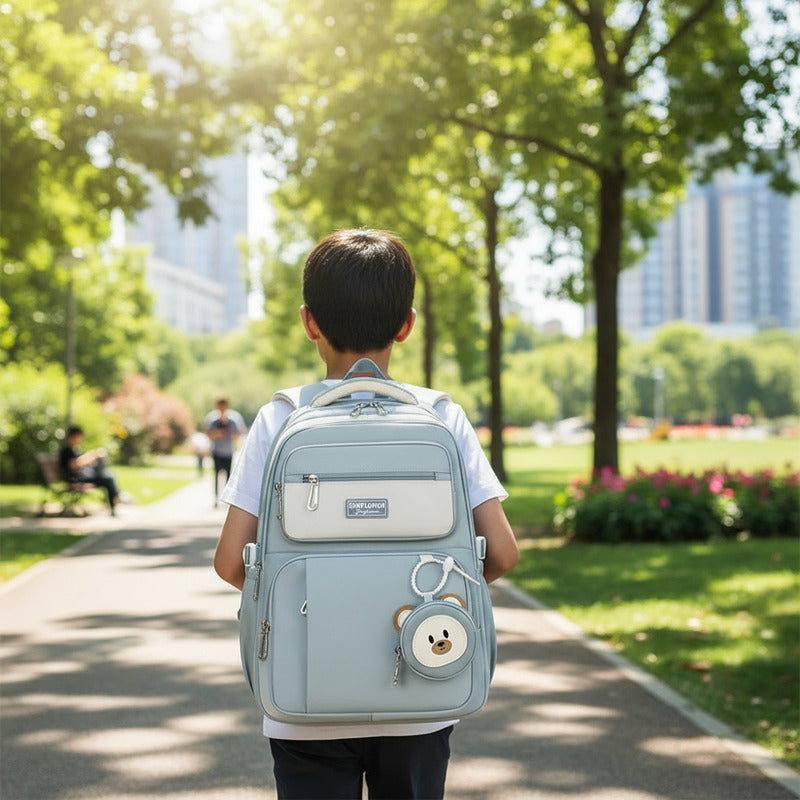 Mochila Escolar Liceal Unisex Grande Impermeable Para Viaje Celeste Liso