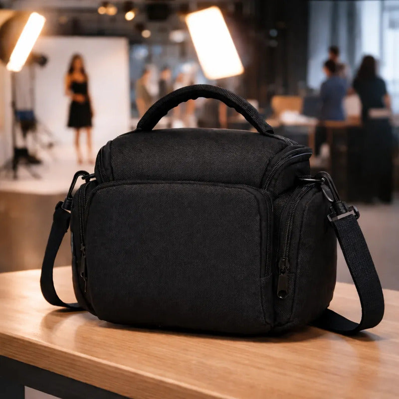 Estuche Para Cámara Bandolera Negra Con División Profesional Negro